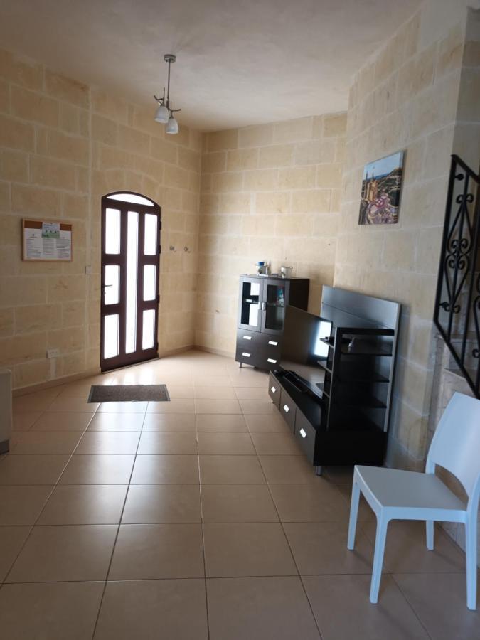 Villa Ta Wigi Farmhouse à Zebbug  Extérieur photo