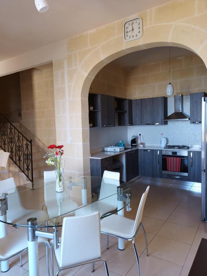 Villa Ta Wigi Farmhouse à Zebbug  Extérieur photo