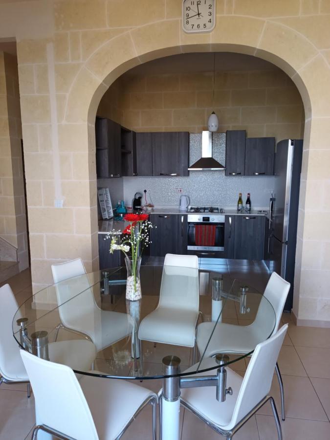 Villa Ta Wigi Farmhouse à Zebbug  Extérieur photo